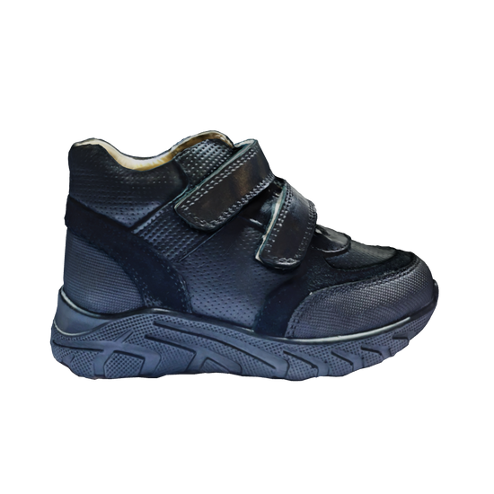 3D model of Orthopaedic Sneakers Plain Black, featuring arch and ankle support for enhanced comfort and stability.