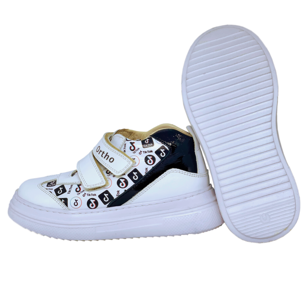 Kids orthopaedic sneakers with arch and ankle support. Ortho Shoes Australia.